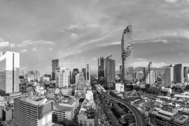 Lais Puzzle - Bangkok Cityscape Business District, Height Tower, Office, Condominium - Panoramablick mit Height Building am Nachmittag in schwarz weiß - 2.000 Teile