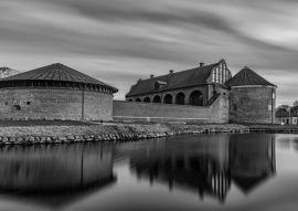 Lais Puzzle - Zitadelle von Landskrona in der Abenddämmerung in schwarz weiß - 500, 1.000 & 2.000 Teile