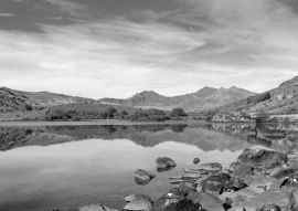 Lais Puzzle - Capel Curig, Snowdonia, Wales in schwarz weiß - 500, 1.000 & 2.000 Teile