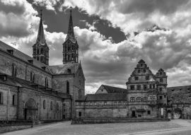 Lais Puzzle - Bamberger Dom in Oberfranken, Bayern, Deutschland in schwarz weiß - 500, 1.000 & 2.000 Teile