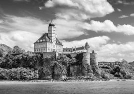 Lais Puzzle - Schloss Schonbuhel, Donau, Niederösterreich in schwarz weiß - 1.000 Teile