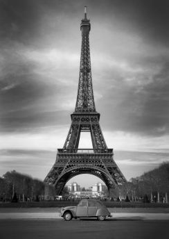 Lais Puzzle - Roter Wagen vor Eiffelturm Paris in schwarz weiß - 500, 1.000 & 2.000 Teile