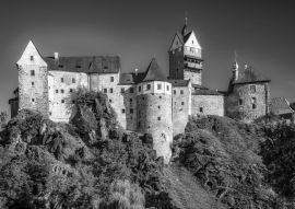 Lais Puzzle - Burg Elbogen in Loket, Tschechien in schwarz weiß - 500, 1.000 & 2.000 Teile