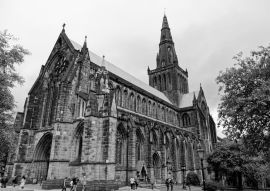 Lais Puzzle - Kathedrale von Glasgow - Glasgow, Schottland, Vereinigtes Königreich in schwarz weiß - 500, 1.000 & 2.000 Teile