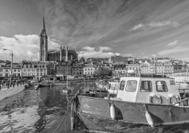 Lais Puzzle - Impression der St. Colman's Kathedrale in Cobh bei Cork, Irland in schwarz weiß - 500, 1.000 & 2.000 Teile