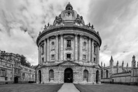 Lais Puzzle - Die Radcliffe Camera, ein Symbol der Universität von Oxford in schwarz weiß - 2.000 Teile