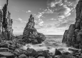 Lais Puzzle - The Pinnacles Rock, Cape Woolami, Phillip Island, Australien in schwarz weiß - 500, 1.000 & 2.000 Teile