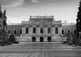 Lais Puzzle - Mariinsky-Palast in Kiew, ein historisches Gebäude in schwarz weiß - 1.000 Teile