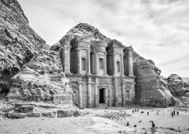 Lais Puzzle - Petra, Jordanien in schwarz weiß - 500, 1.000 & 2.000 Teile
