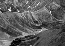 Lais Puzzle - Vulkanische Berge von Landmannalaugar im Naturschutzgebiet Fjallabak. Island in schwarz weiß - 500, 1.000 & 2.000 Teile