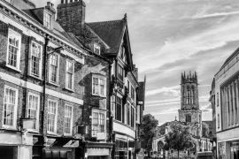 Lais Puzzle - Traditionelle Häuser in York, England in schwarz weiß - 2.000 Teile