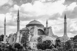 Lais Puzzle - Architektur und Hagia Sophia Museum an einem sonnigen Tag in Eminonu, istanbul, Türkei in schwarz weiß - 2.000 Teile