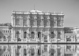 Lais Puzzle - Dolmabahce-Palast, Istanbul in schwarz weiß - 500, 1.000 & 2.000 Teile