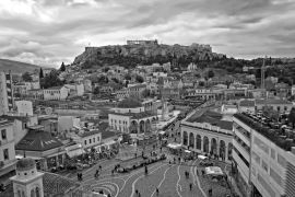 Lais Puzzle - Blick auf die Akropolis und das Viertel Monastiraki in Athen von oben in schwarz weiß - 2.000 Teile