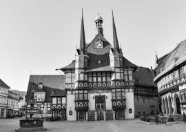 Lais Puzzle - Wernigerode im Harz in schwarz weiß - 500, 1.000 & 2.000 Teile