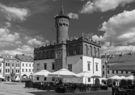 Lais Puzzle - Tarnów - Rathaus und Marktplatz in schwarz weiß - 1.000 Teile
