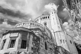Lais Puzzle - Entschlafungskloster (Zönakelkirche) auf dem Berg Zion, Israel in schwarz weiß - 2.000 Teile