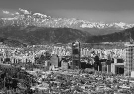 Lais Puzzle - Stadtansicht von Santiago de Chile aus der Luft in schwarz weiß - 500, 1.000 & 2.000 Teile