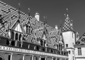 Lais Puzzle - Architektur der historischen Hospize von Beaune, Frankreich in schwarz weiß - 500, 1.000 & 2.000 Teile