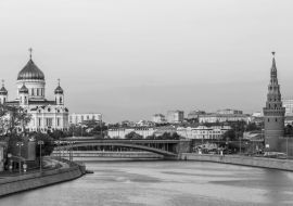Lais Puzzle - Christ-Erlöser-Kathedrale und Moskwa-Fluss in der Abenddämmerung in Moskau, Russland, Architektur und Wahrzeichen von Moskau in schwarz weiß - 1.000 Teile