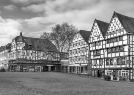 Lais Puzzle - Soest in schwarz weiß - 500, 1.000 & 2.000 Teile