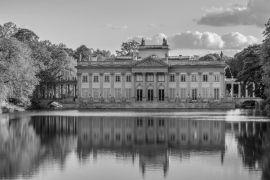 Lais Puzzle - Königlicher Lazienki-Park in Warschau, Palast am Wasser, Polen in schwarz weiß - 2.000 Teile