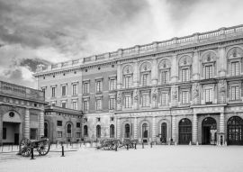 Lais Puzzle - Königlicher Palast in Gamla Stan, in Stockholm, Schweden in schwarz weiß - 500, 1.000 & 2.000 Teile