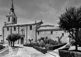Lais Puzzle - Tourismus in Spanien, Katholische Stiftskirche von Lerma, Burgos in schwarz weiß - 1.000 Teile