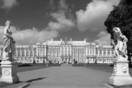 Lais Puzzle - Katharinenpalast, das Staatliche Eremitage-Museum (Winterpalast), Zarskoje Selo (Puschkin), südlich von St. Petersburg, Russische Föderation in schwarz weiß - 2.000 Teile