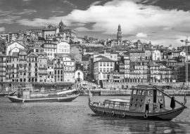 Lais Puzzle - Porto, Portugal Skyline in schwarz weiß - 500, 1.000 & 2.000 Teile