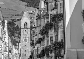 Lais Puzzle - Vipiteno (Sterzing) - Trentino Südtirol - Italien in schwarz weiß - 1.000 Teile