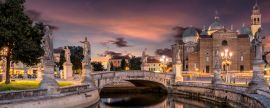 Lais Puzzle - Das Prato della Valle mit Blick auf die Basilica of St. Giustina bei Sonnenuntergang in Padova, Italien, Panorama - 2.000 Teile