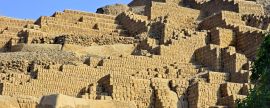 Lais Puzzle - Huaca Pucllana - eine Tonpyramide im Bezirk Miraflores in Zentral-Lima, Peru, Panorama - 2.000 Teile