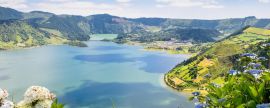 Lais Puzzle - See von Sete Cidades mit Hortensien, Azoren, Portugal, Panorama - 2.000 Teile