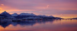 Lais Puzzle - Blick auf einen spektakulären Sonnenaufgang in der Bucht von Ushuaia, Tierra del Fuego, Argentinien, Panorama - 2.000 Teile