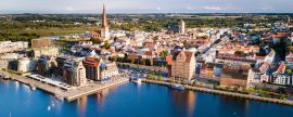 Lais Puzzle - Stadthafen Rostock mit Speichern, Panorama - 2.000 Teile