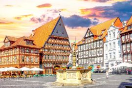 Lais Puzzle - Marktplatz, Hildesheim, Niedersachen, Deutschland - 2.000 Teile