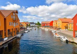 Lais Puzzle - Stadtteil Fiskebrygga in Kristiansand, Norwegen - 1.000 Teile