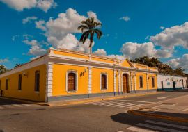 Lais Puzzle - Koloniale Häuser in der Stadt Barquisimeto, Venezuela, Sudamérica - 1.000 Teile