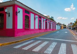 Lais Puzzle - Koloniale Häuser in der Stadt Barquisimeto in Venezuela, Sudamérica - 1.000 Teile