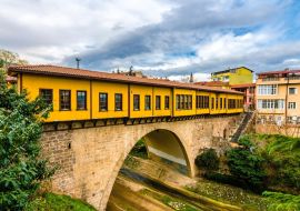 Lais Puzzle - Historische Irgandi-Brücke in der Stadt Bursa - 1.000 Teile