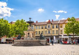 Lais Puzzle - Schlossplatz, Erlangen, Bayern, Deutschland - 1.000 Teile