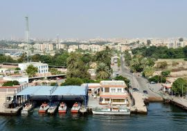 Lais Puzzle - Panoramablick auf die Stadt Ismailia in Ägypten - Afrika. Blick von der Seite des Suezkanals. - 1.000 Teile