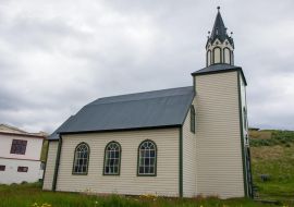 Lais Puzzle - Kirche des Dorfes Blonduos in Nordisland - 1.000 Teile