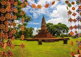 Lais Puzzle - Phra That YaKoo Temple, Die alte Pagode in der Provinz Kalasin, Thailand - 1.000 Teile