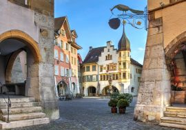 Lais Puzzle - Zunfthäuser auf dem Ringplatz in der Altstadt von Biel, Schweiz - 1.000 Teile