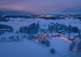 Lais Puzzle - Luftbildpanorama der ländlichen Gegend von Vanhalinna in Lieto, Finnland - 1.000 Teile