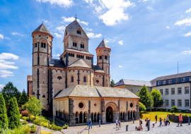Lais Puzzle - Kloster Maria Laach, Glees, Brohltal, Rheinland-Pfalz, Deutschland - 1.000 Teile