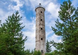 Lais Puzzle - Blick auf den Harrinniemi-Leuchtturm, Kokkola, Finnland - 1.000 Teile