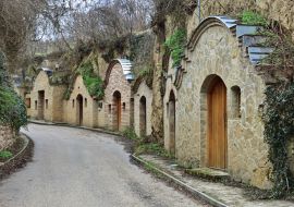 Lais Puzzle - Weinkeller Nähe Nyúl, Dorf in Ungarn - 1.000 Teile